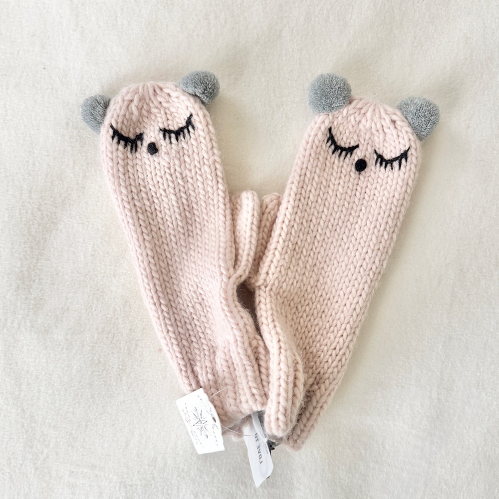 Vintage rare Cute Sleeping Teddy Bear Mittens – Ballet Pink – NWT